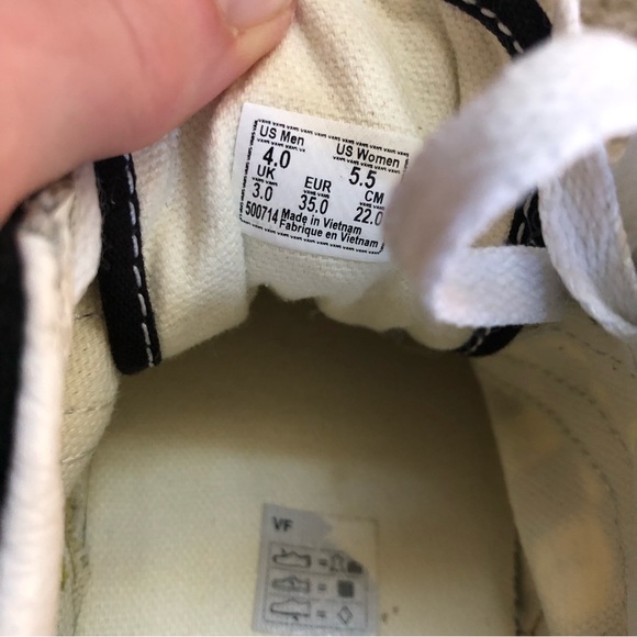 Checkered Vans - Picture 5 of 9